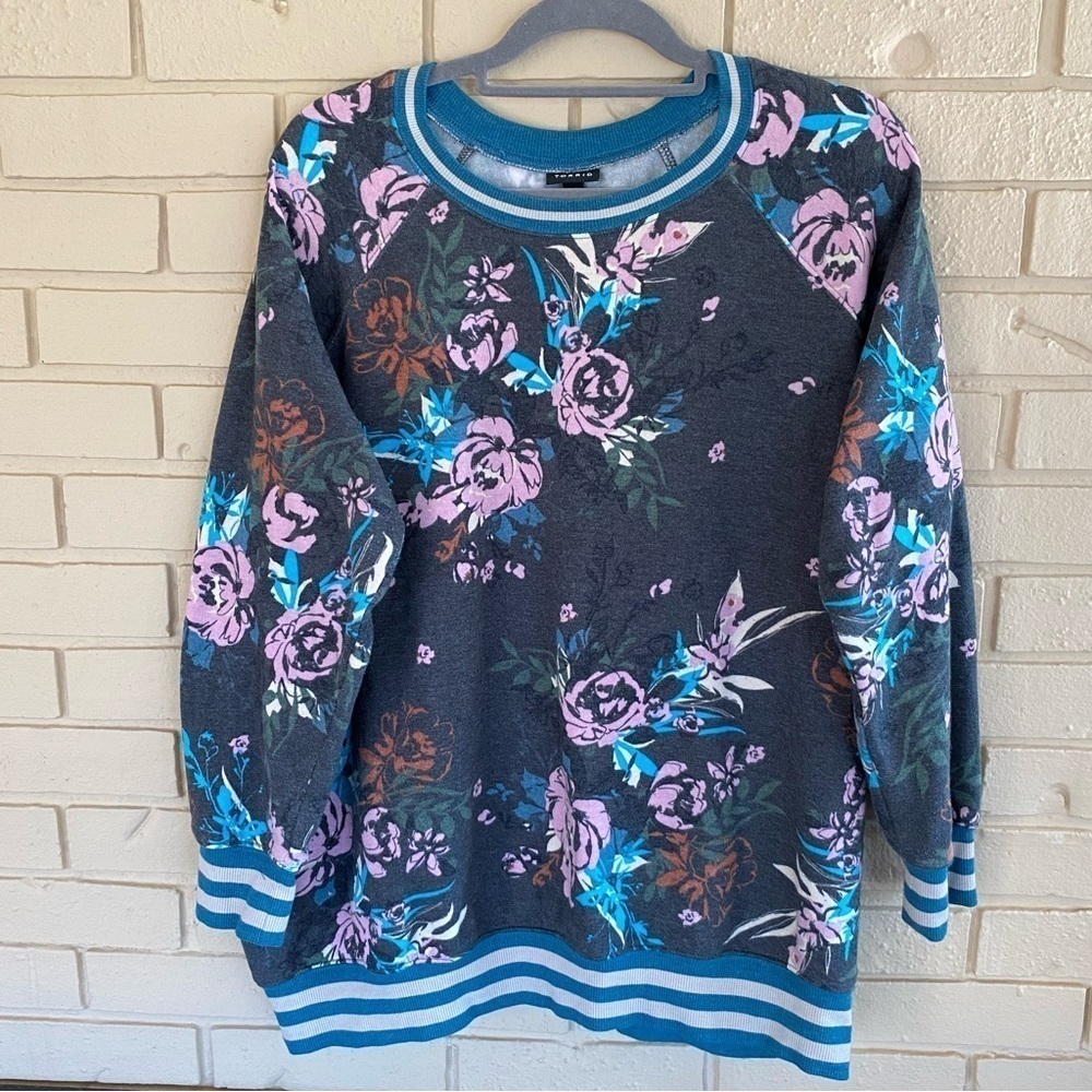 Torrid Classic Fit Cozy Fleece Raglan Rib Trim Crew Neck Sweatshirt Plus Size 2 - Picture 3 of 9